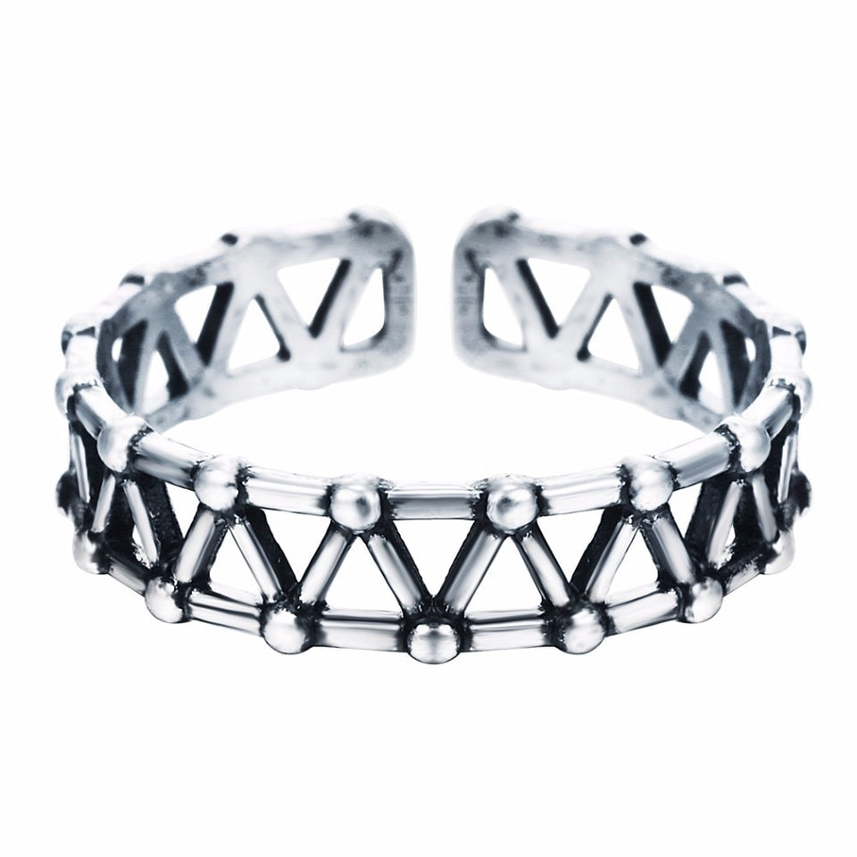 New Weave Cross Knuckle Toe Ring