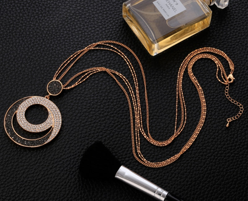 Vintage Woman Geometric Big Circle Crystal Pendant Necklaces