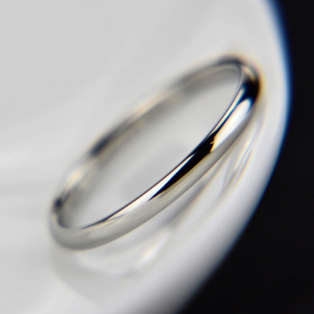 Zircon Inlaid With Hollow Flower Ring