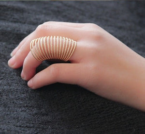 New Vintage Alloy Long Spring Ring
